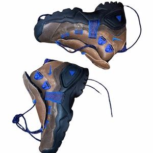 VINTAGE NIKE Hiking Boots - Mids